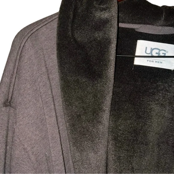 🍁 UGG Hooded Robe Med/Large 🍁 VGC - Picture 6 of 10